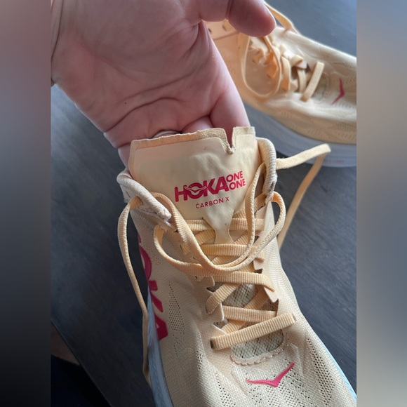 Hoka One One Carbon X 2 women’s Running Shoes size 8.5B - Picture 8 of 10